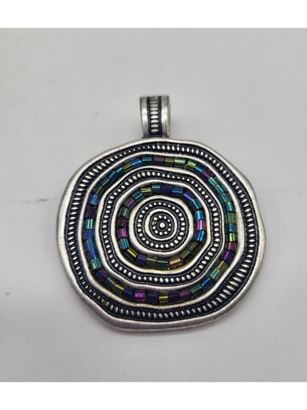 Premier Designs Bora Bora Silver Tone Circular Pendant w/ Multicolor Beads Boho - Picture 1 of 5